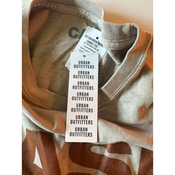 NWT Urban Outfitters Johnny Cash Walk the Line Tee - Picture 6 of 6